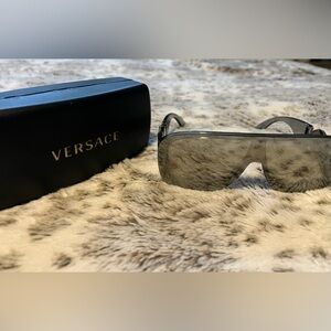 Selling Authentic Sunglasses serious inquiries only